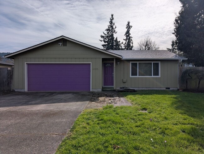 6905 Thurston Rd in Springfield, OR - Building Photo - Building Photo