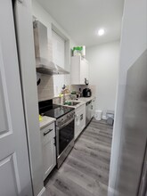 106 S 42nd St, Unit Unit 1 in Philadelphia, PA - Building Photo - Building Photo