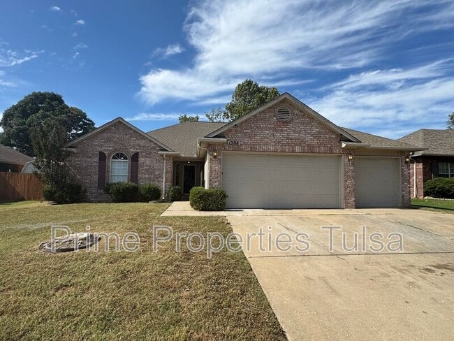 property at 1208 S 35th St