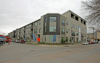 White Buffalo Apartments