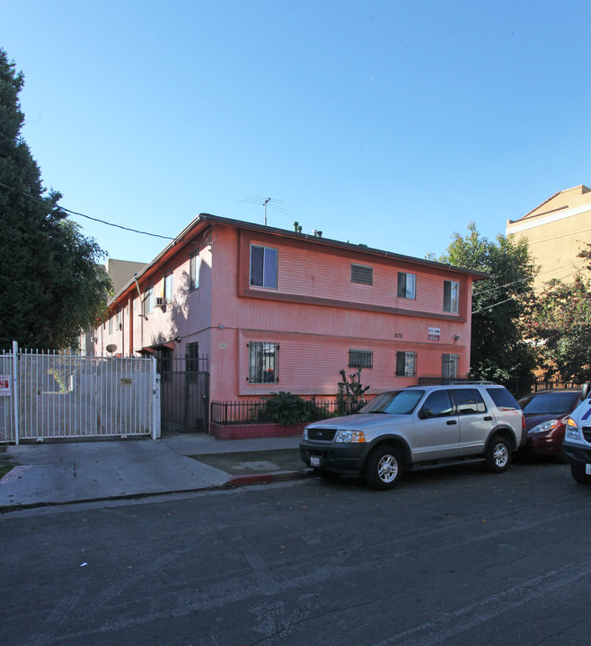 5440 Harold Way in Los Angeles, CA - Foto de edificio