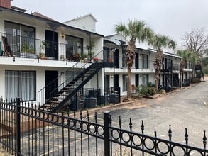 2737 Houston Ave in Houston, TX - Foto de edificio - Building Photo