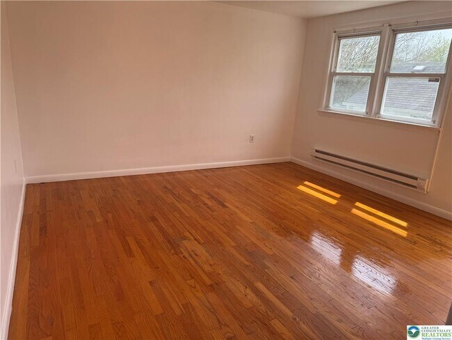 3420 N Front St-Unit -D2 in Hokendauqua, PA - Building Photo - Building Photo