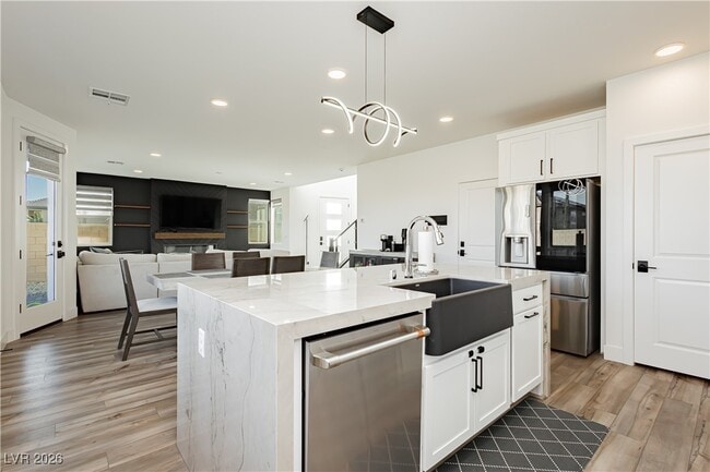 property at 6124 Redstone Hls Dr