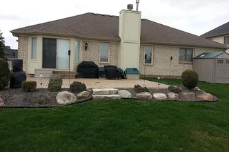 50262 Barrett Dr in Macomb, MI - Building Photo - Building Photo