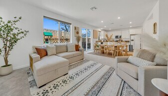 10035 Fletching Wy in Sacramento, CA - Building Photo