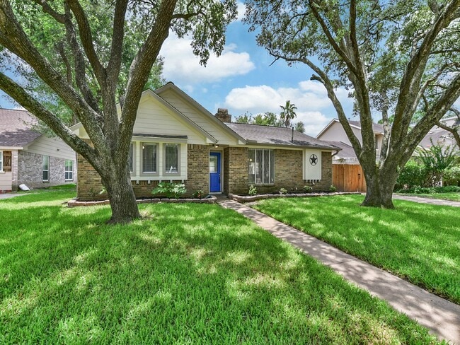 21335 Park Mt Dr