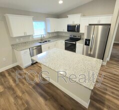 8810 N Malibu Rd in Citrus Springs, FL - Foto de edificio - Building Photo