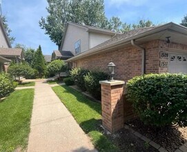 1489-1555 Janice Dr in Schererville, IN - Foto de edificio - Building Photo