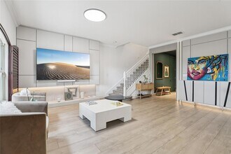 10423 Belfry Cir in Orlando, FL - Foto de edificio - Building Photo