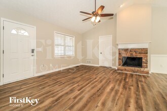 333 Fairview Oak Pl in Dallas, GA - Foto de edificio - Building Photo