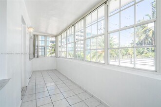 1940 Bay Dr in Miami, FL - Building Photo - Building Photo