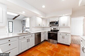 50 Wistar Rd in Villanova, PA - Building Photo - Building Photo