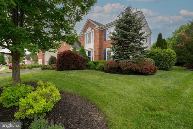 property at 10955 Southcoate Village Dr