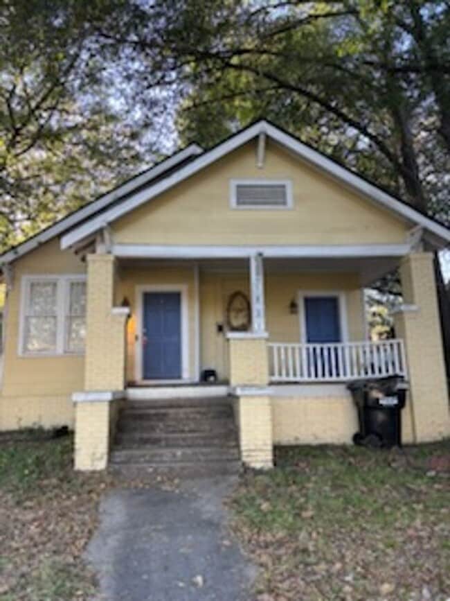 property at 1821 17th Ave