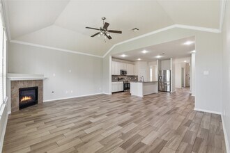 5102 Brookshire Pass Dr in Brookshire, TX - Building Photo - Building Photo