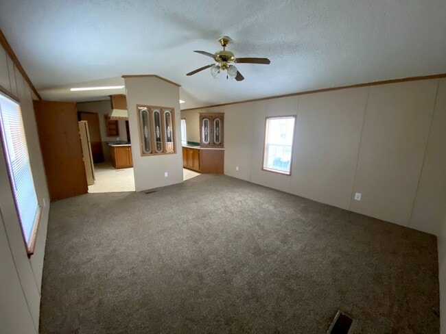 4184 Bickel St in Milford, MI - Building Photo - Building Photo