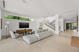 715 NE 77th St in Miami, FL - Building Photo - Building Photo
