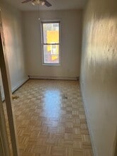 201 E 51st St, Unit Apt 2 in Brooklyn, NY - Foto de edificio - Building Photo