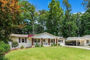 2357 Cortez Way NE in Atlanta, GA - Building Photo