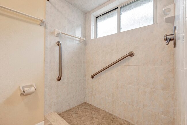 property at 17 Wishbonebush Rd