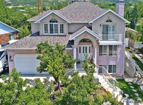 1238 Newport Ln in Kaysville, UT - Building Photo