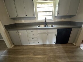 989 Riverbend Dr in Milledgeville, GA - Building Photo - Building Photo