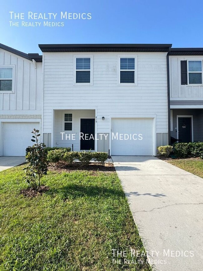 819 Grandin St in Davenport, FL - Building Photo - Building Photo