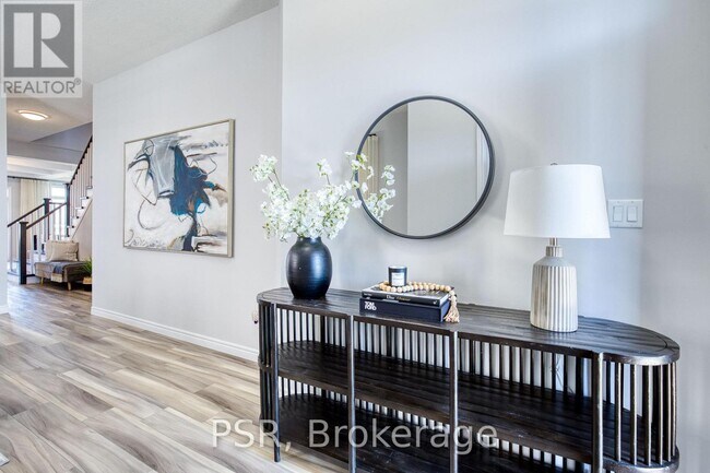 80 Arlington Parkway in Brant, ON - Building Photo - Building Photo