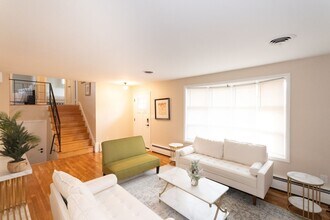 9002 St Andrews Pl in College Park, MD - Building Photo - Building Photo