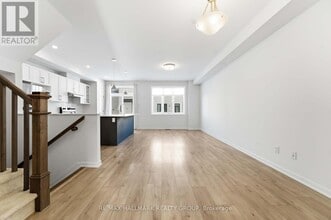 573 Lilith St in Ottawa, ON - Building Photo - Building Photo