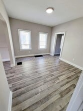 1128 Hensley Ave in Hamilton, OH - Foto de edificio - Building Photo