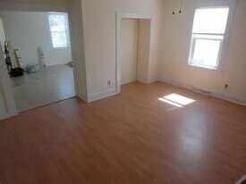 1 Lowell St in Billerica, MA - Building Photo