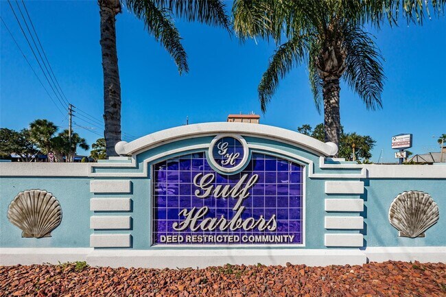 4558 Ingersol Pl in New Port Richey, FL - Foto de edificio - Building Photo
