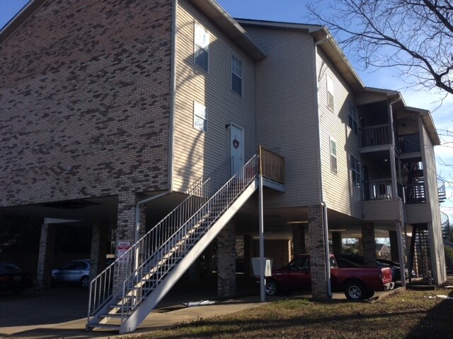 Hackberry Commons in Tuscaloosa, AL - Foto de edificio