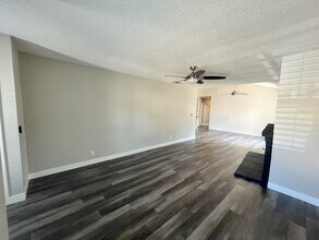 4826-4826 Suncrest Way in Fair Oaks, CA - Building Photo - Building Photo