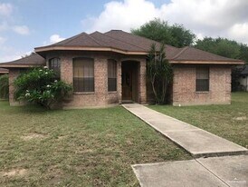 3 S James Cir in Pharr, TX - Building Photo