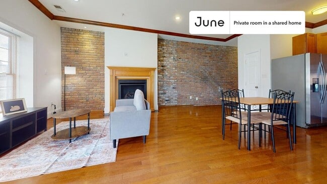 property at 1337 Girard St NW