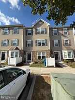 1818 Cassandra Dr in Eldersburg, MD - Building Photo
