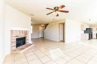 521 Merton Ct in Crowley, TX - Building Photo - Building Photo