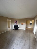 843 Hammond Manor Dr in Baton Rouge, LA - Building Photo