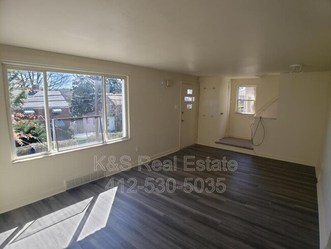 916 Jefferson St in McKeesport, PA - Building Photo - Building Photo