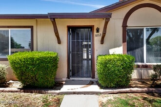 3012 W Bethany Home Rd in Phoenix, AZ - Building Photo - Building Photo