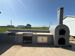 10546 Hames Rd in Pilot Point, TX - Building Photo - Building Photo