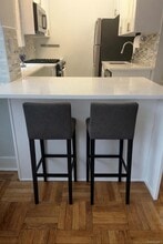 230 Pelham Rd in New Rochelle, NY - Foto de edificio - Building Photo