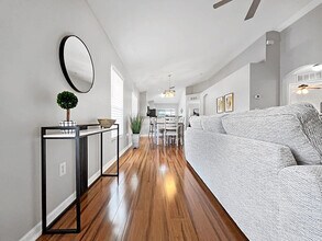 24604 Siena Dr in Lutz, FL - Building Photo - Building Photo