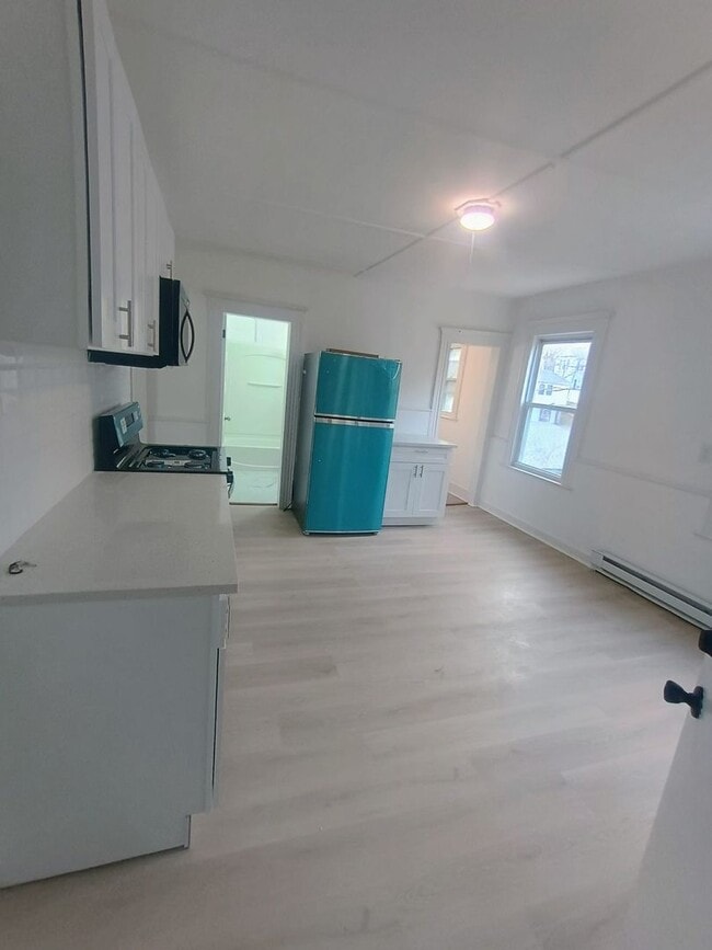 152 Turner Ave in Torrington, CT - Building Photo - Building Photo