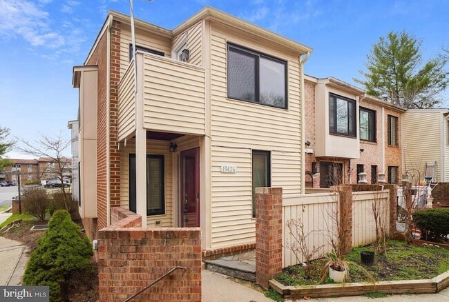 property at 19426 Brassie Pl