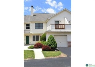 163 Lindfield Cir in Macungie, PA - Building Photo - Building Photo