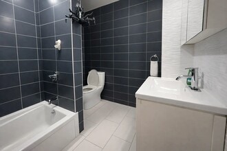 723 Third Avenue, Unit 3F in New York, NY - Building Photo - Building Photo